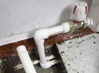 乌拉特后卫生间测漏水多少钱